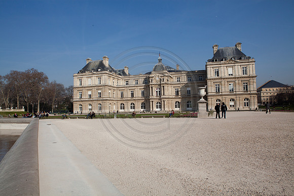 001-Nancy and Gerry in Paris